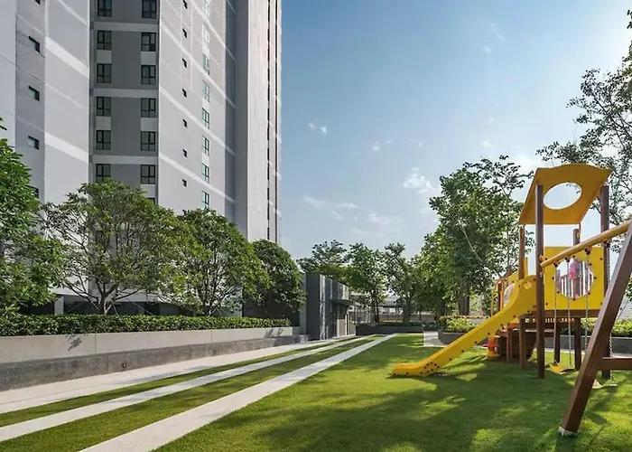 Sea View 2 Bed Room @ Central Pattaya